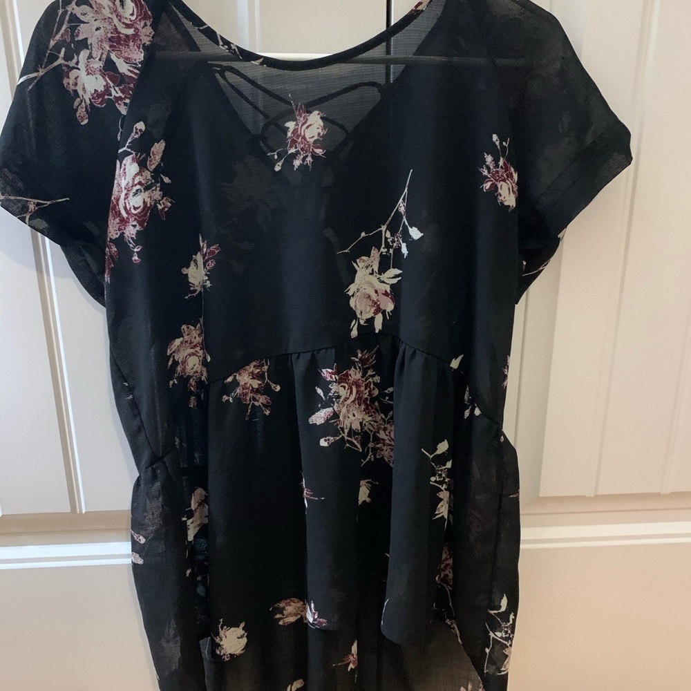 black, flowery, flowy top